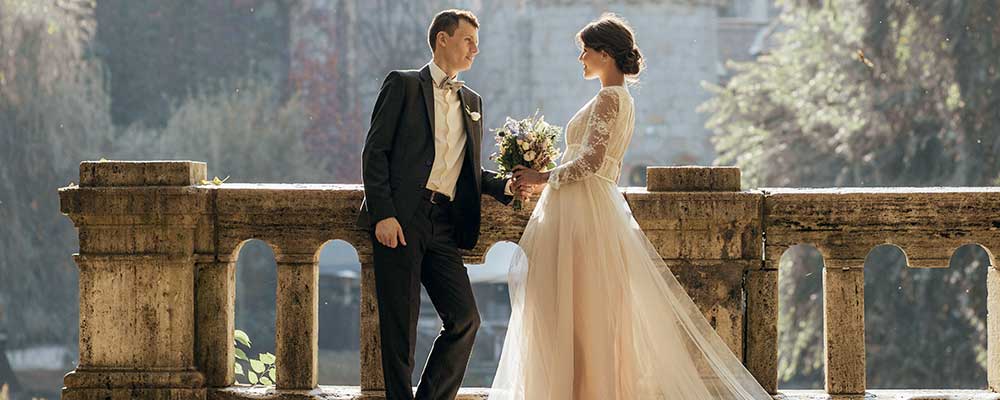 Hochzeit Ratgeber Von der Ringwahl bis zur Traumlocation Hochzeit Ratgeber Von der Ringwahl bis zur Traumlocation